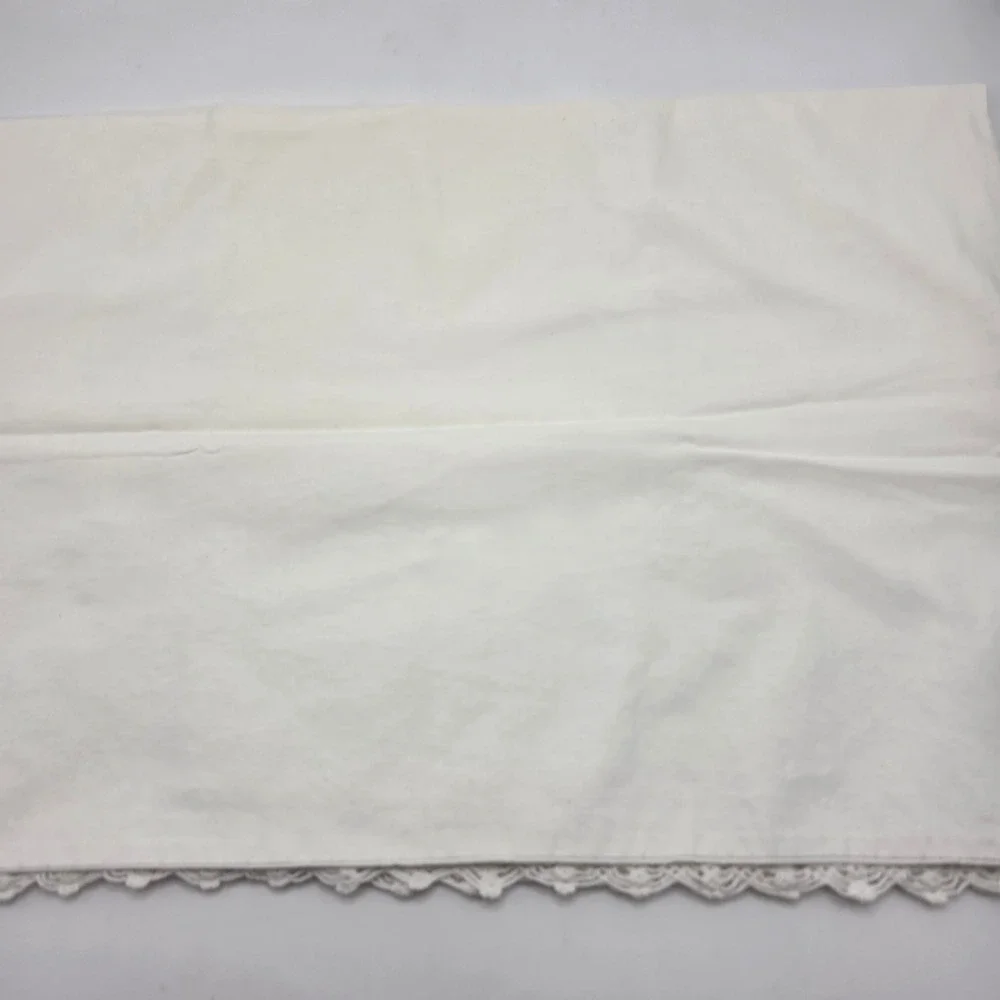 Vintage Embroidered Pillowcase Floral Cottagecore Lace Trim Shabby‎ Chic